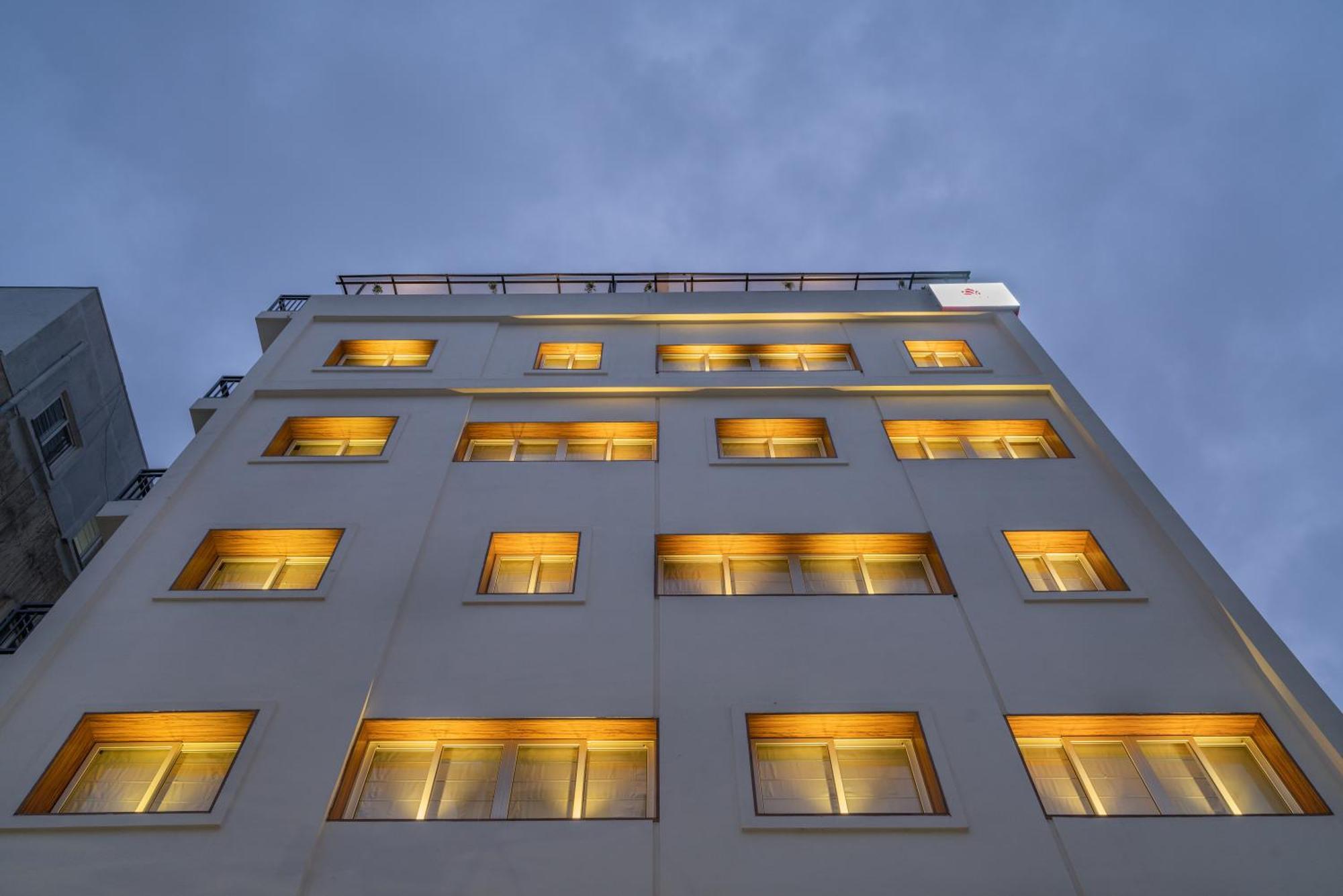 Skyla Studios & Suites - Hitech City Haidarábád Kültér fotó