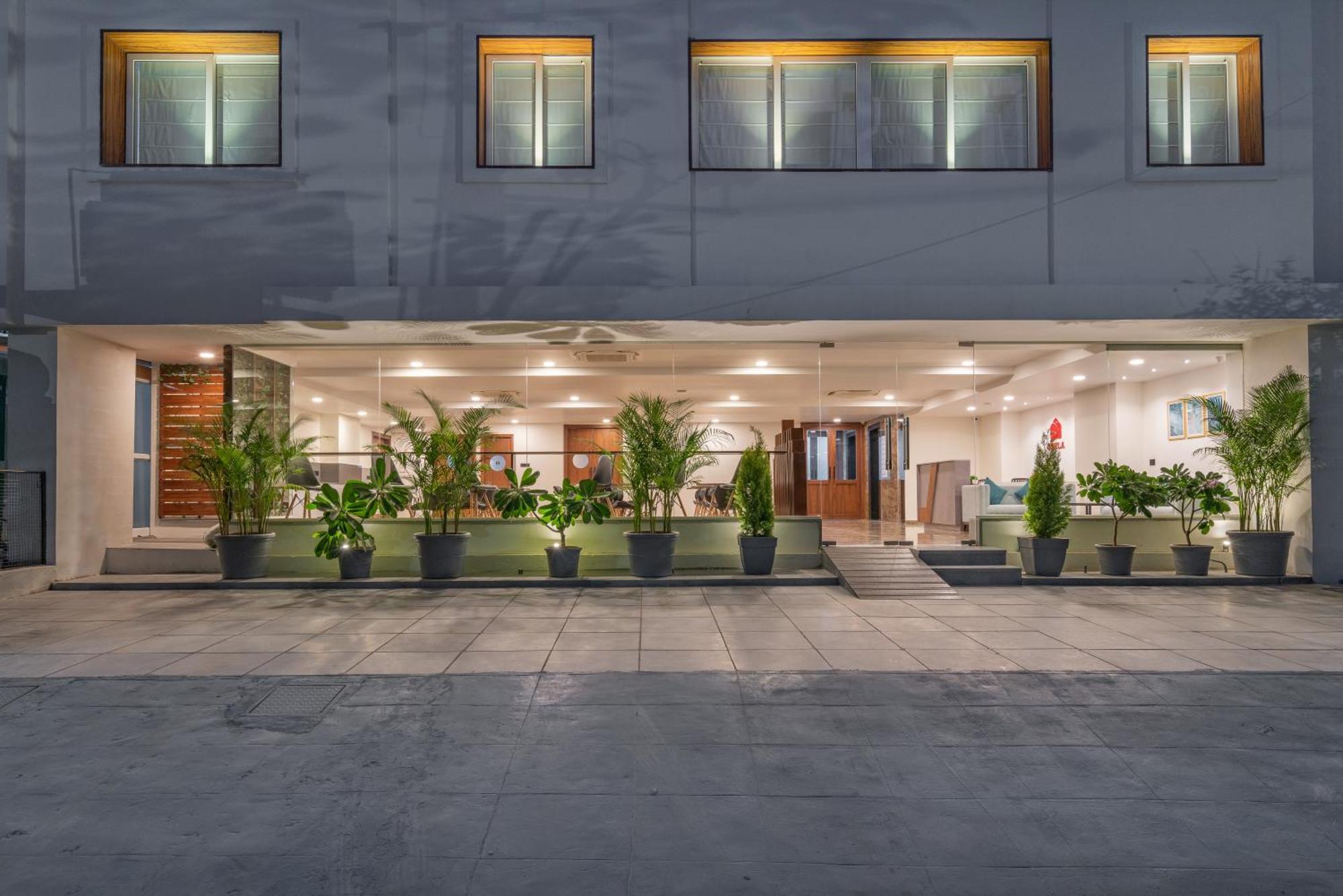Skyla Studios & Suites - Hitech City Haidarábád Kültér fotó
